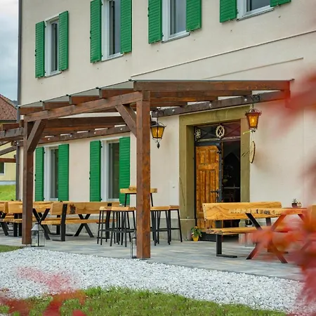 Отель Lorettohof Garni *