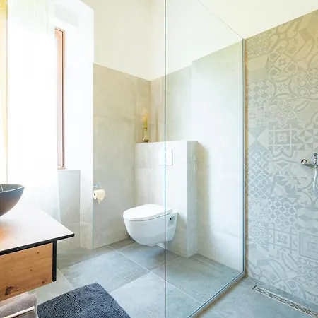 Lorettohof Garni Hotel