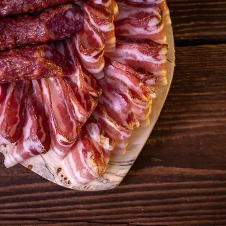 Lorettohof Garni Hotel Gaal