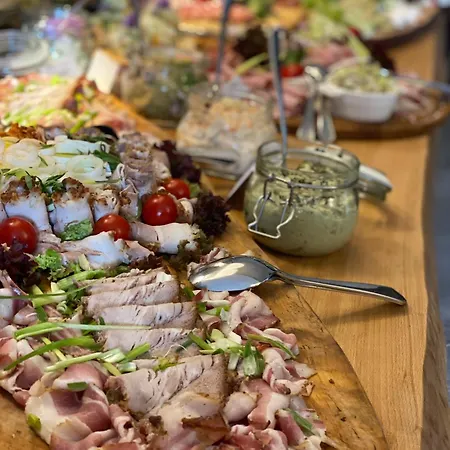 Lorettohof Garni Hotel