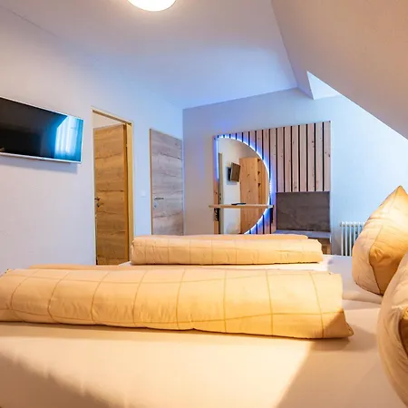 Lorettohof Garni Hotel