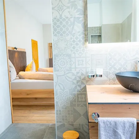 Lorettohof Garni Hotel Gaal