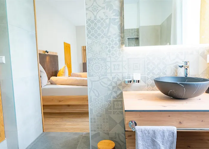 Lorettohof Garni Hotel Gaal